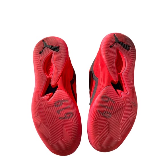 Mikey Williams x PUMA TRC Blaze Court “Daygo Baby” PE Basketball Sneakers red - Picture 6 of 6